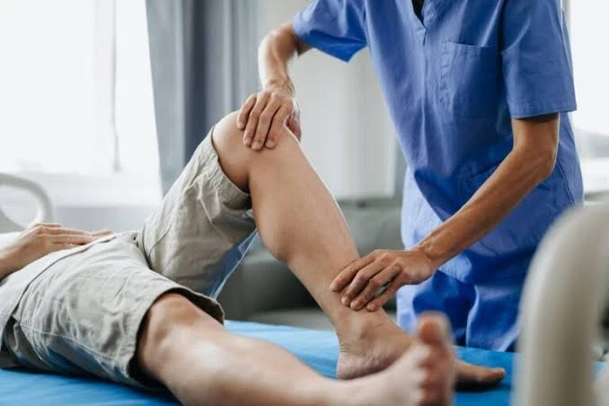 When Should You See a Physiotherapist for Pain or Injury?